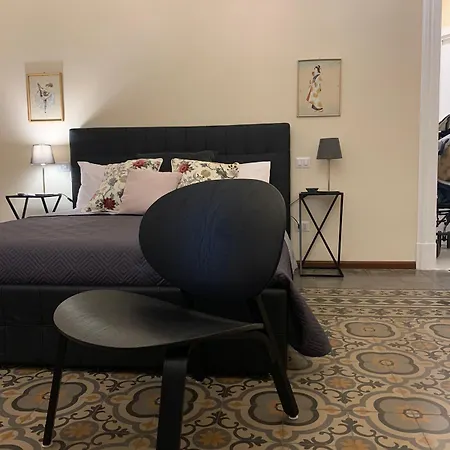 Bed & Breakfast Lex Katánie